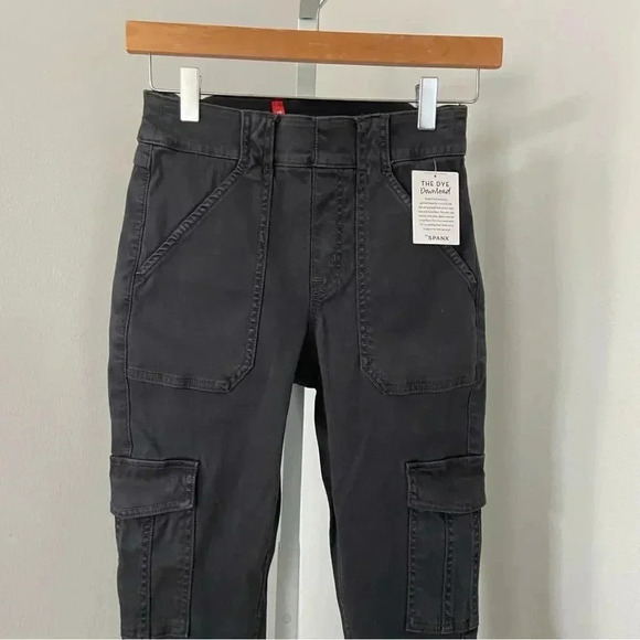 NWT Spanx Stretch Twill Ankle Cargo Pant Garment Dyed size Small - Picture 5 of 14